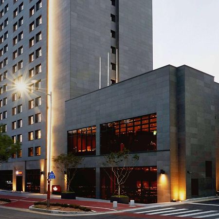 Ramada By Wyndham Gunsan Hotel Exterior photo