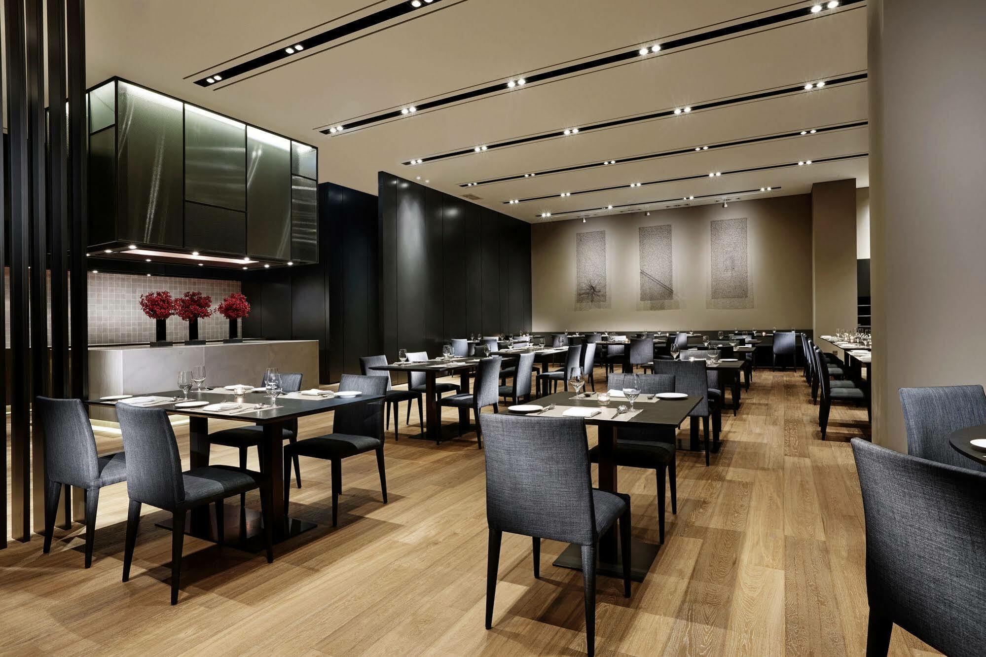 Ramada By Wyndham Gunsan Hotel Exterior photo
